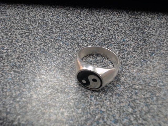Bague argent avec logo ying yang