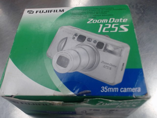 Camera zoomdate 125s fujifilm en boite