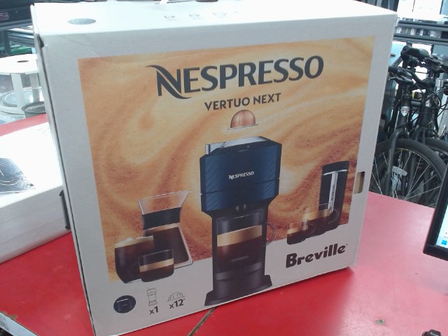 Cafetiere nespresso neuf