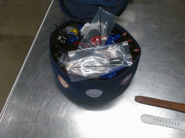 Beyblades case + plusieur beyblades