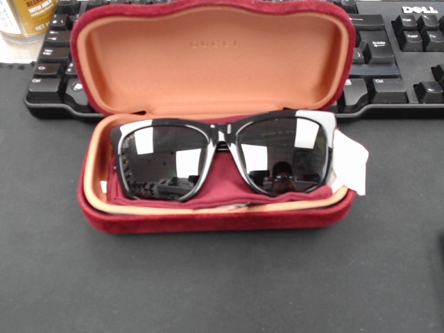Lunette gucci en boite