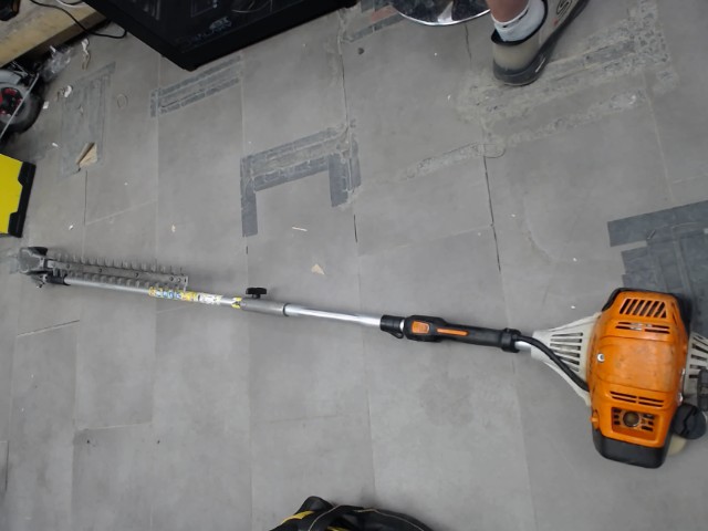 Kombi avec edge trimmer attch