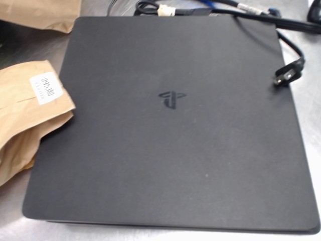 Console ps4 slim + fils