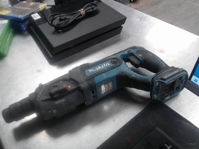 Hammer drill makita