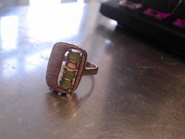 Bague en argent pierre verte 3