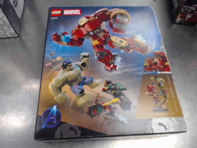 Lego marvel hulk buster vs the hulk
