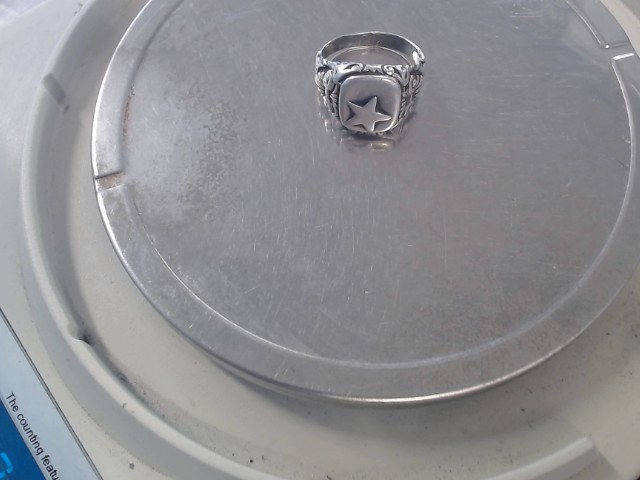 Bague en argent 7.25g