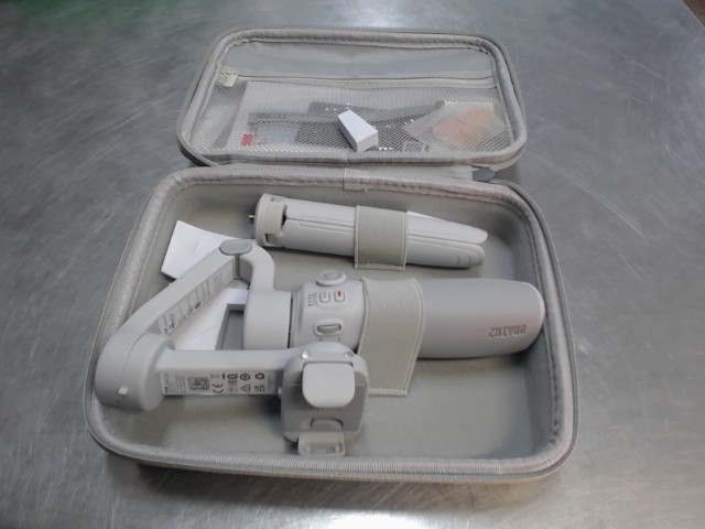 Stabilisateur + acc ds case