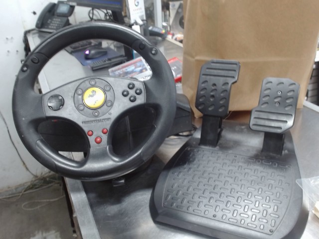 Volant de couse + pedal (pc/ps3)