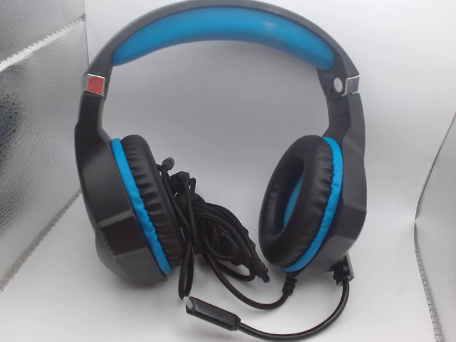 Une casque headset ozeino