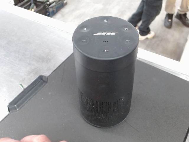 Speaker bose noir