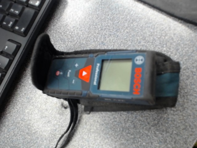 Lazer distance avec sont etuis