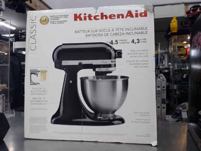 Kitchen aid stand mixer