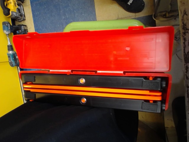 3 triangle circulation voiture