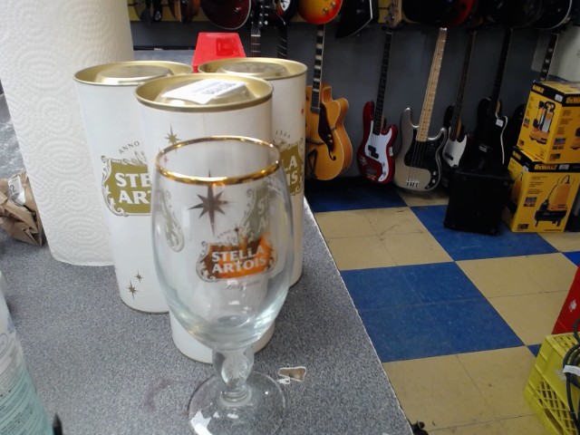 3 verre en verre dans leur boite