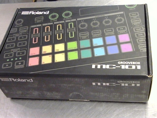 Roland groovebox mc-101 neuf
