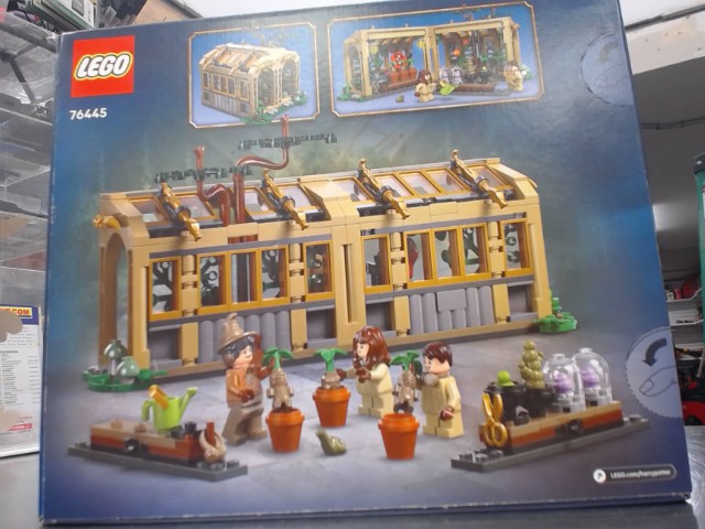 Harry potter herbology class