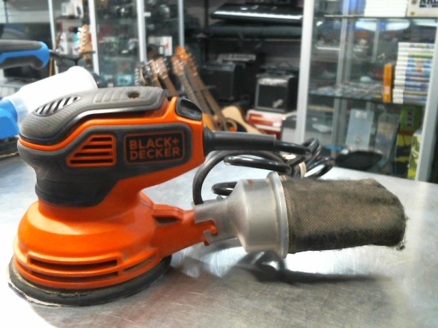 Ponceuse filere black n decker orange