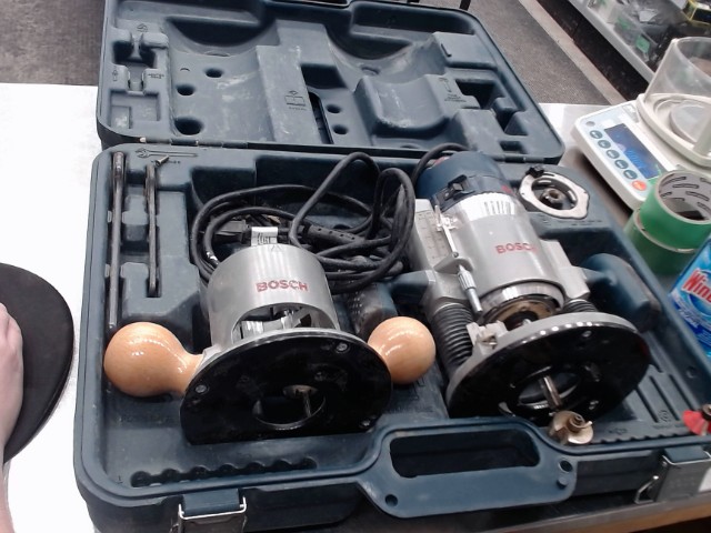 Plunge router base + case + kit