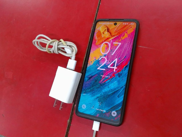 Cellulaire tcl 60xe 128gb+etui+chargeur