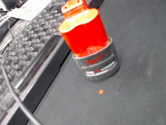 Batterie 12v milwaukee