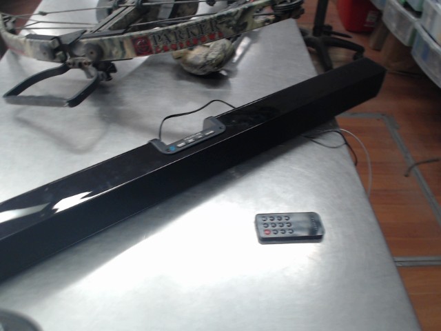 Barre de son proscan avec manette