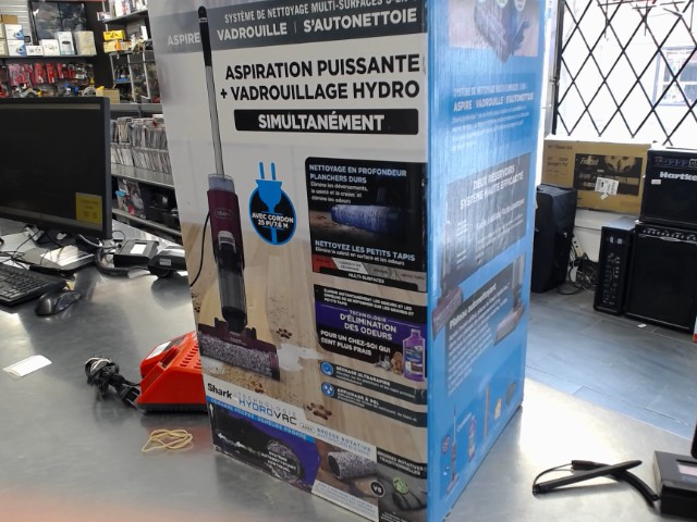 Shark hydrovac neuve en boite