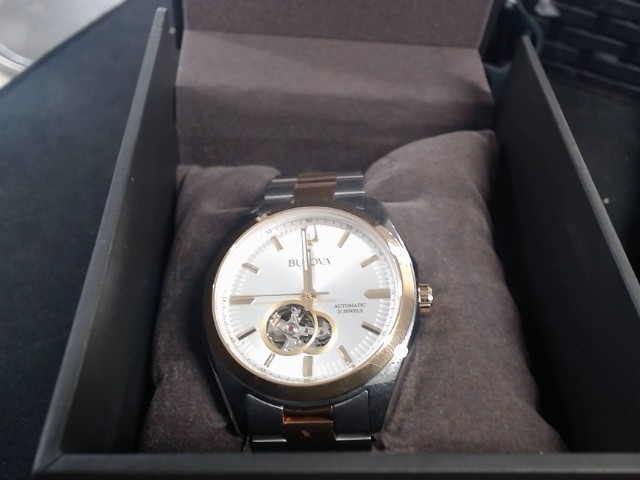 Montre automatique surveyor