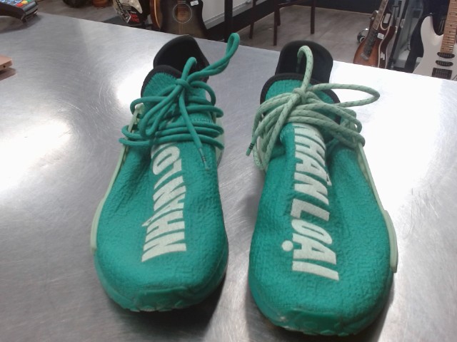 Adidas pharrell williams green nmd hu