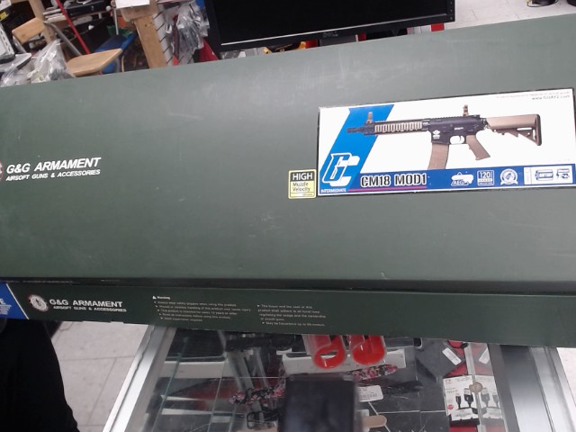 Gun a bille avec accessoires