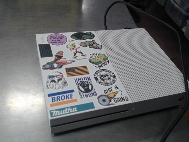 Console xbox one sans manette 500g