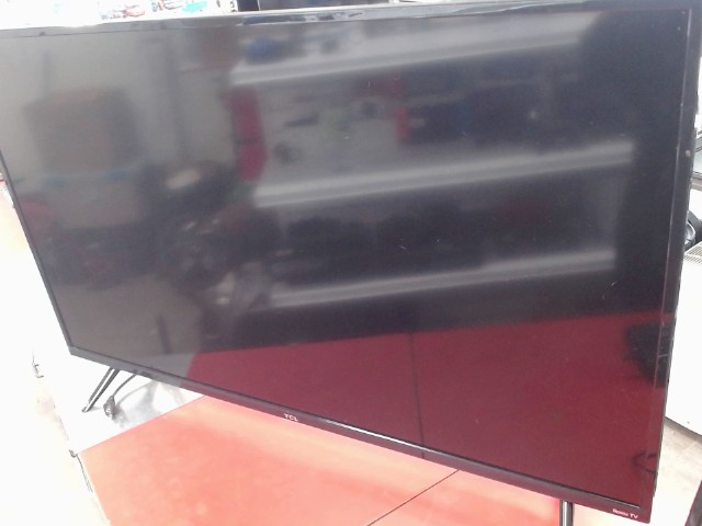 Tv 43'' 4k + manette