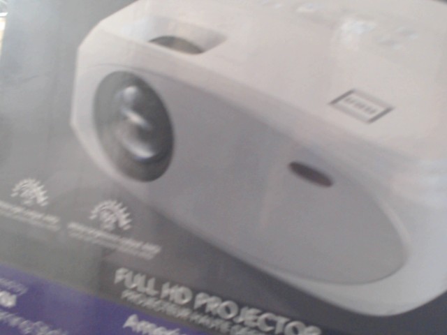 Projecteur rca hd en boite