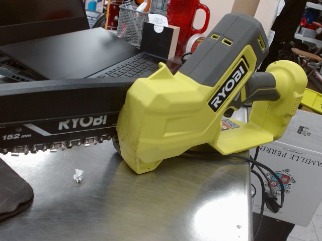 Mini chainsaw a batterie