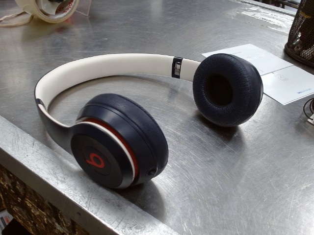 Beats solo 3 bt bleu et rouge