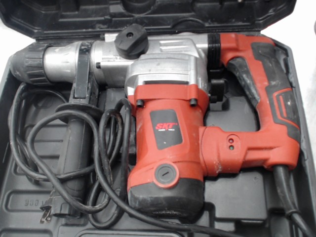 Marteu rotatif avec cordes