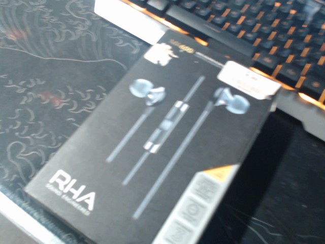 Earbuds neuf+acc