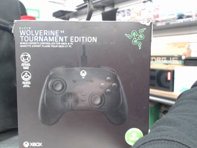 Manette raer v3 xbox in box
