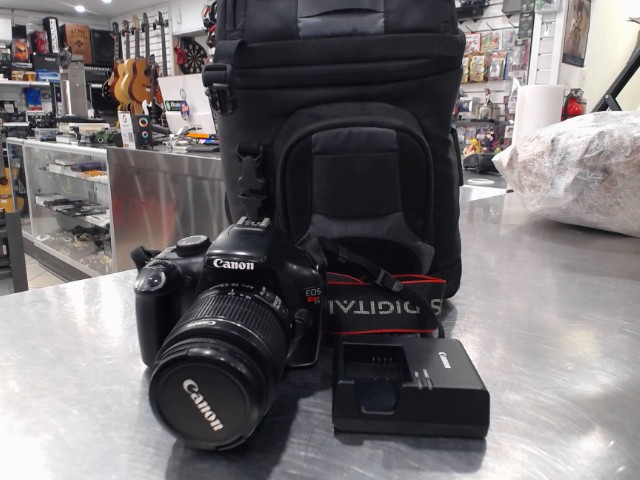 Appareil photo avec lentille 18-55mm