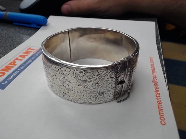 Bracelet en argent avec petite chaine