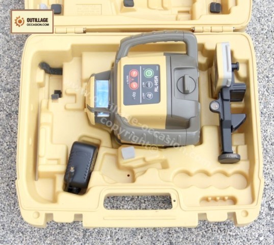 Laser rotatif dans coffre