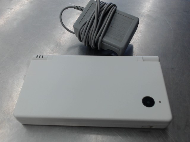 Nintendo dsi blanche