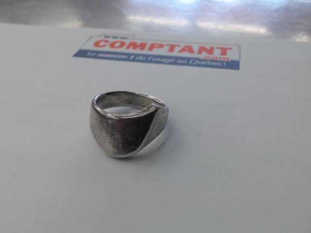 Bagu7e en argent style moderne