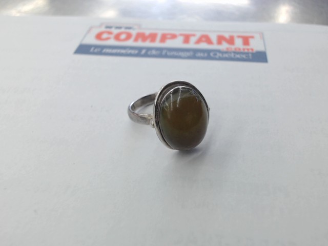 Bague ave pierre verte en argent