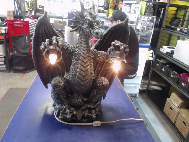 Lampe decorative dragon