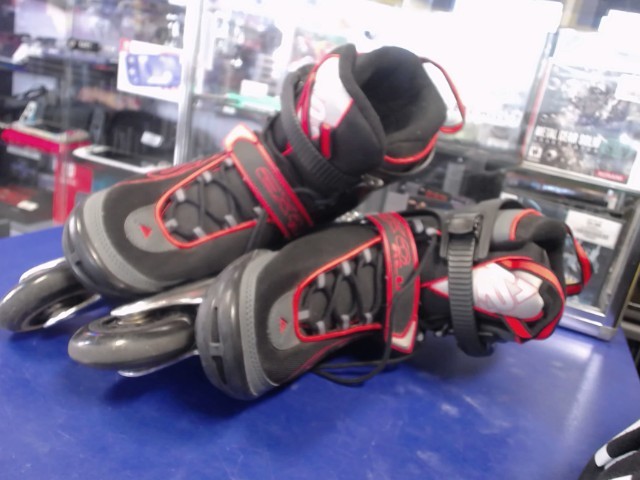Patin a roue align� rouge et noir gr 9.5