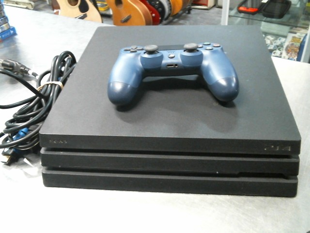 Ps4 pro avec acc