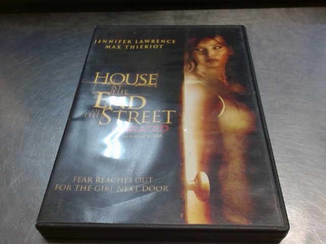House at the end of the street unrated