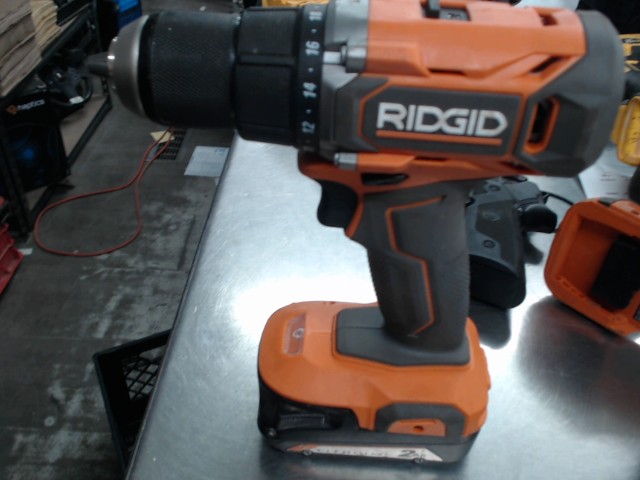 Drill ridgid+batterie 2ah