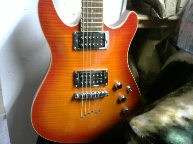 Guitare electrique ibanez